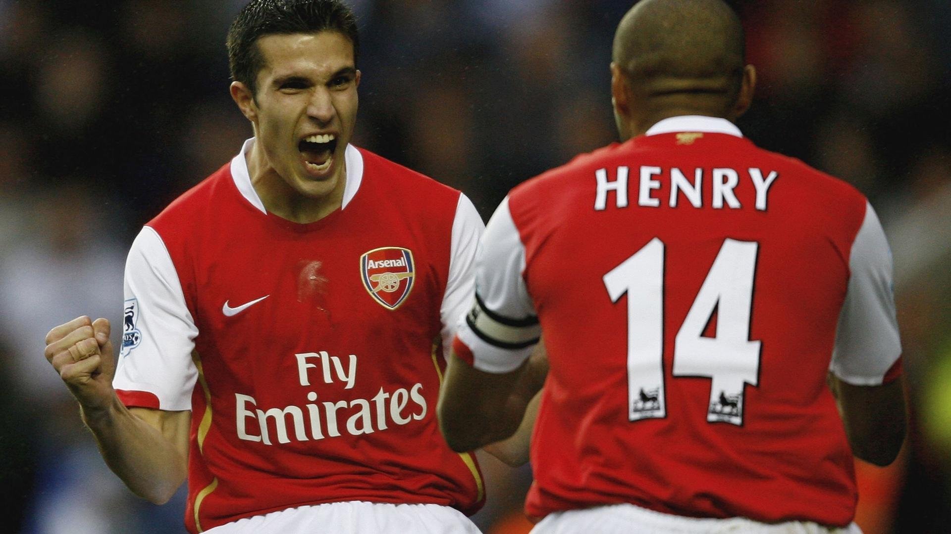 乐鱼体育平台登录-战术分析：英超各队高位逼抢与防守反击，英超各队打法